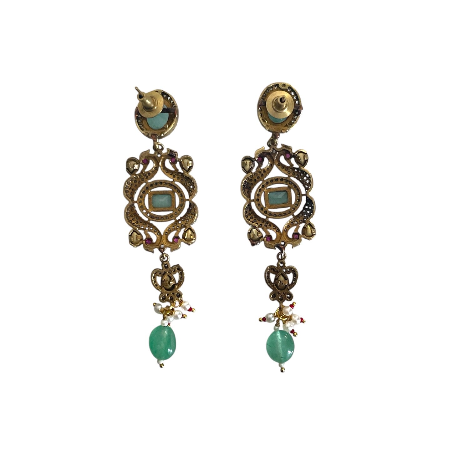 The graceful drop bead adds movement and fluidity, embodying Annetta’s daring spirit and acrobatic elegance. The green jade symbolizes vitality and renewal, while the luxurious gold adds timeless sophistication. Inspired by Annetta’s extraordinary talents and captivating allure, these earrings capture the perfect balance of romantic artistry, feminine strength, and Parisian glamour.