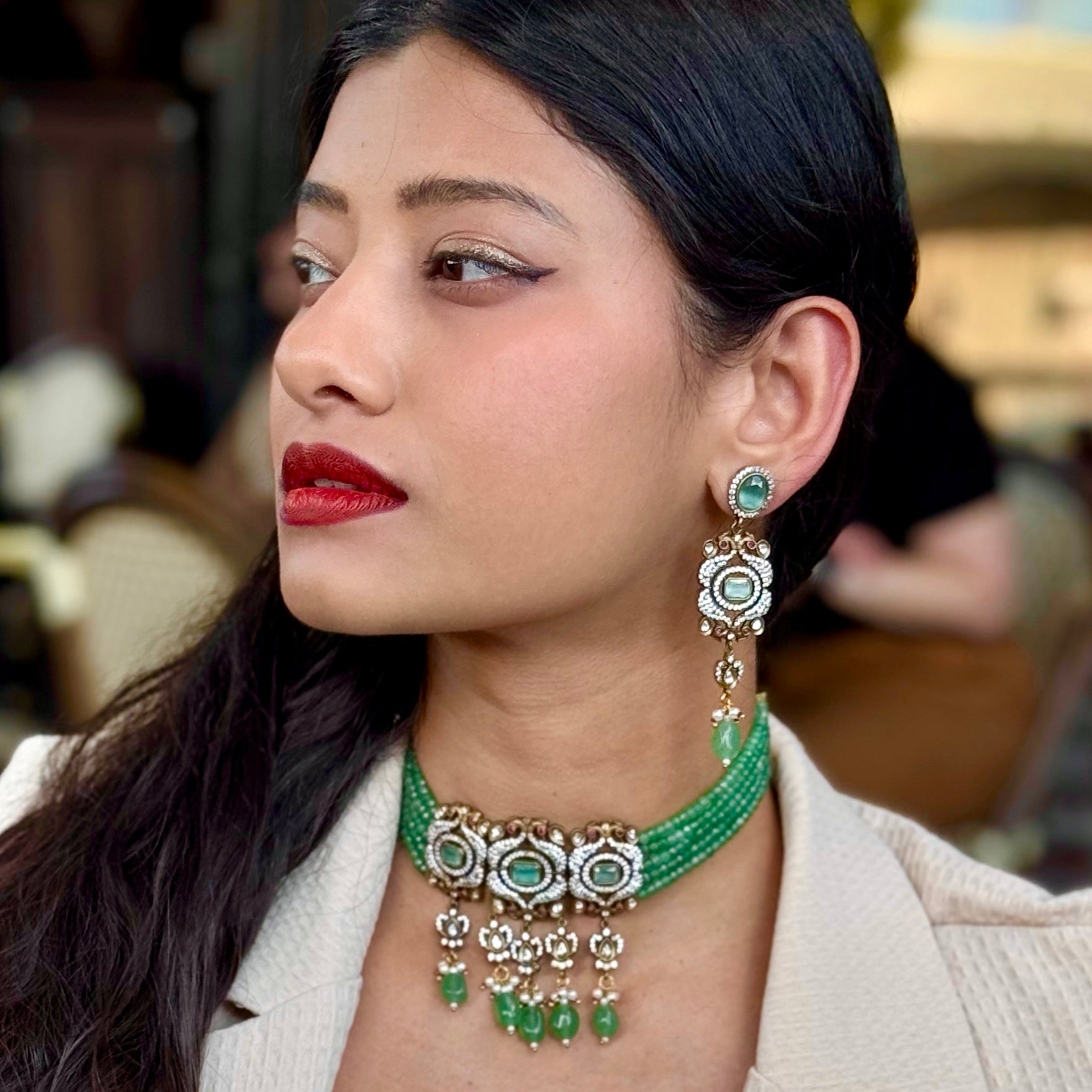 The graceful drop bead adds movement and fluidity, embodying Annetta’s daring spirit and acrobatic elegance. The green jade symbolizes vitality and renewal, while the luxurious gold adds timeless sophistication. Inspired by Annetta’s extraordinary talents and captivating allure, these earrings capture the perfect balance of romantic artistry, feminine strength, and Parisian glamour.