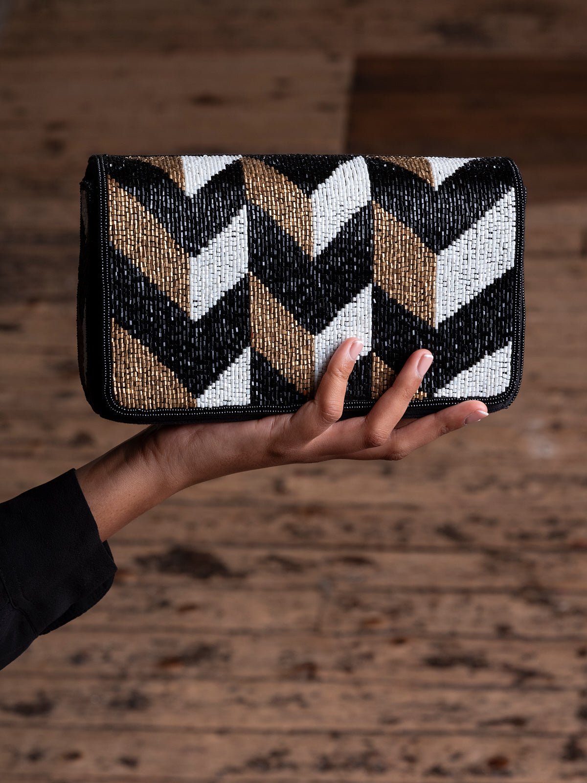 Belle Pouch - Baguette - Veronica Tharmalingam