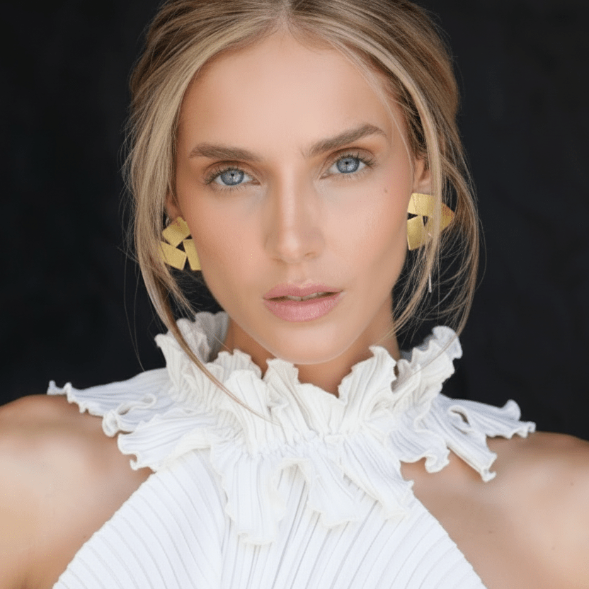 Budur Earrings - Earrings - Veronica Tharmalingam