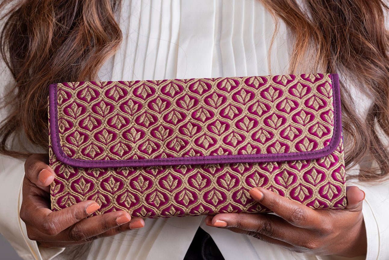 Naomi Pochette - Pochette - Veronica Tharmalingam