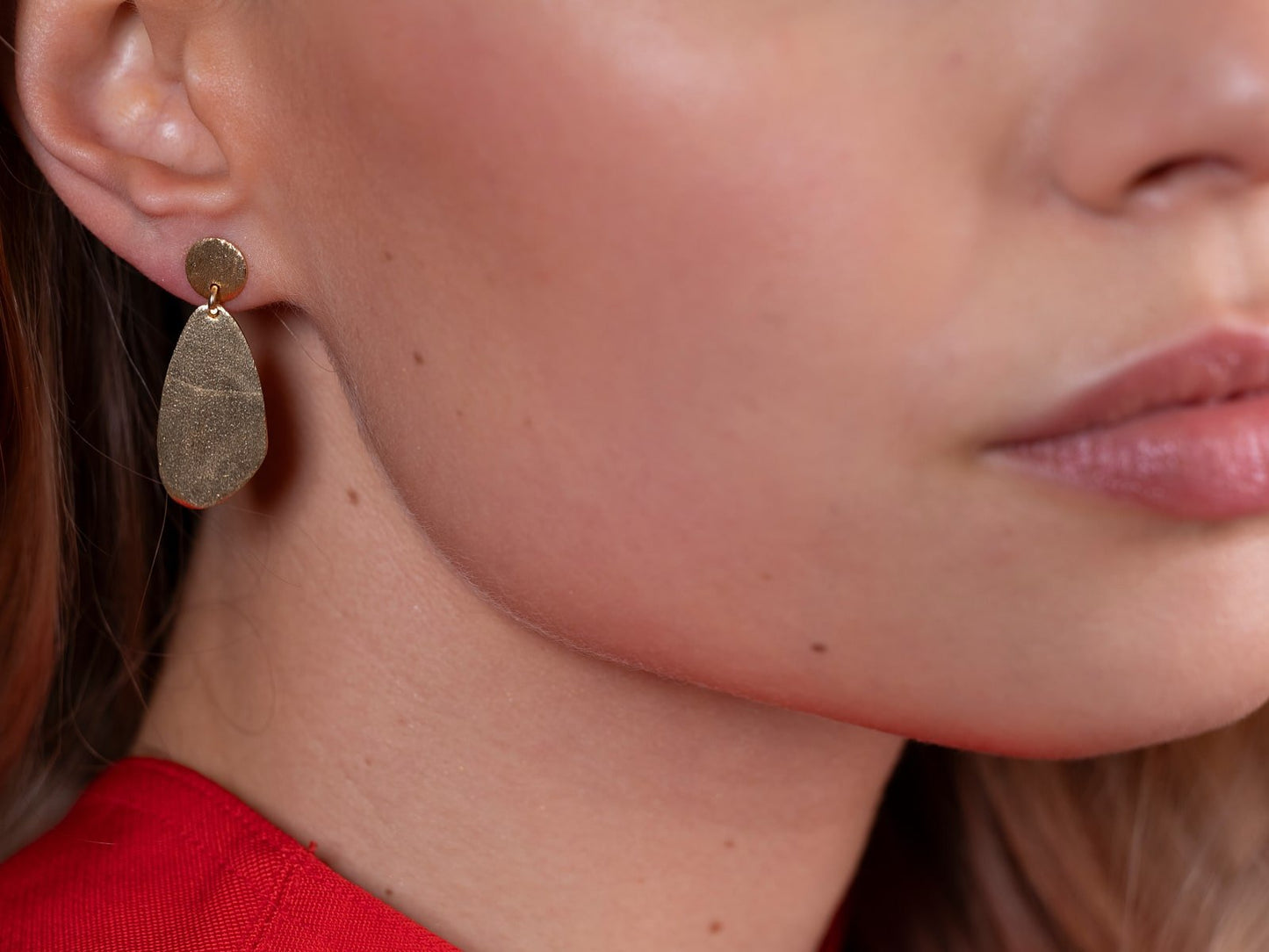 Sillage Earrings - Earrings - Veronica Tharmalingam