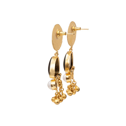 Urja Earrings - Earrings - Veronica Tharmalingam